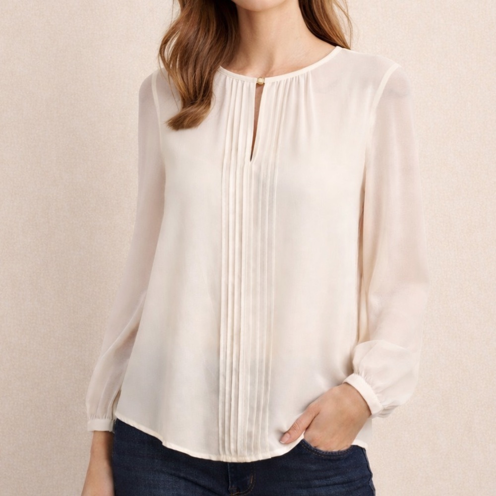 Banana Republic Ivory Pleated Front Sheer Long Sleeve Blouse Size Small